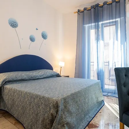 Il Gabbiano A Ballaro Su Penzion Palermo